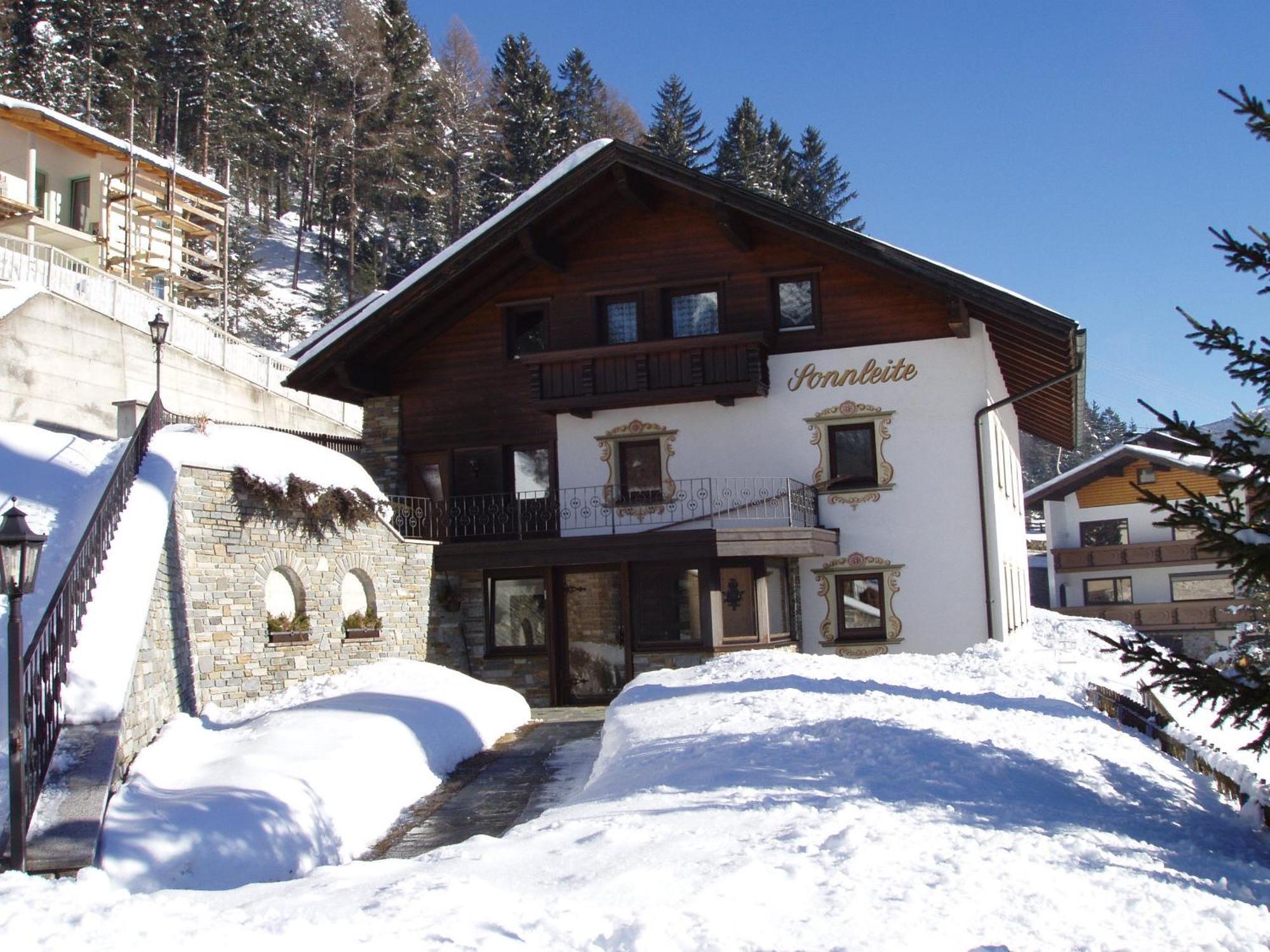 Ferienwohnung Haus Sonnleite Trins Exterior foto